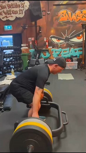 Haven't really done dead lifts properly in a long time so to get up to 140kgs (which is a pb) I'll take that as a marker for nxt time around Thanks to @fearless_pt_coach | Mark Peers