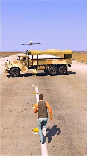 Airport Staff Work Quickly to Clear The Runway | Grand Theft Auto V ||