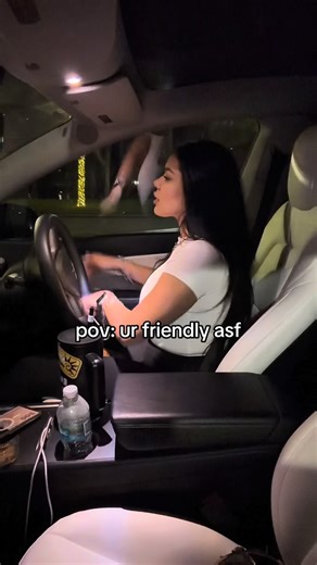 rachelle 💣 on Instagram: "one thing ima do is make friends everywhere i go idc 😭 #trendingreels #viral #trending #reels #explorepage"