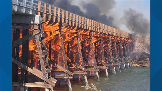 Arizona governor declares 'state of emergency' after Oxbow Bridge collapse