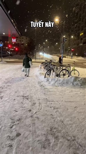 Khánh Hedge (@khanhn.hedge)’s videos with Mellow Reflections - Jordan Beat