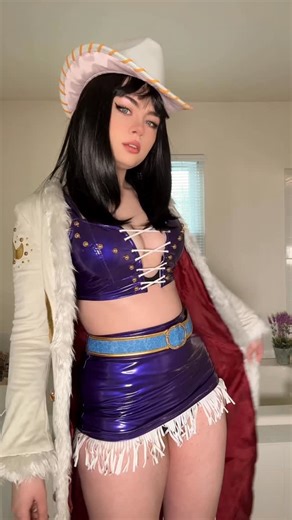 Jessicatalystic on Instagram: "Nico Robin cowboy cosplay"