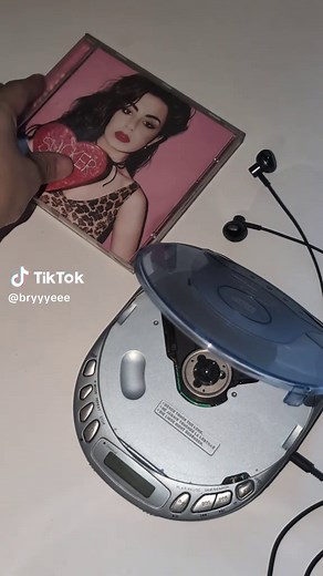 Charli XCX's Sucker: A 2014 Musical Journey