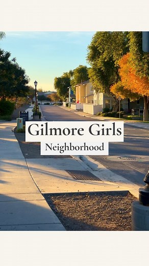 A Gilmore Girls neighborhood in Gilbert, Arizona! This little village has coffee shops, community gardens, a hair salon, restaurants and a working farm. Follow for more hidden gems and home tours ✨ #GilmoreGirls #ArizonaLiving #GilbertAZ #NeighborhoodTour #hiddengemsarizona | Jade Soto