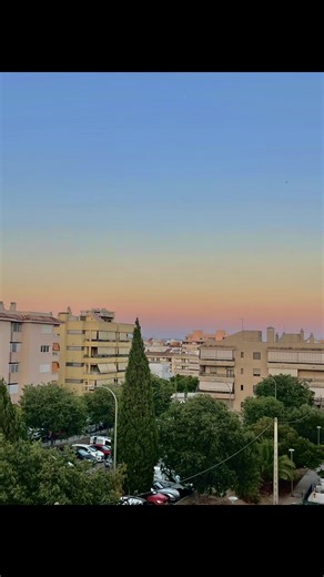 Atardecer en Paisaje Animado