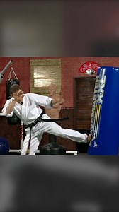 Whats your go-to move to stun an agressor? Master Dave Kovar demonstrates stun moves and drills of kenpo karate. Watch for FREE on BB Here: onelink.to/9gw486 | Black Belt Magazine