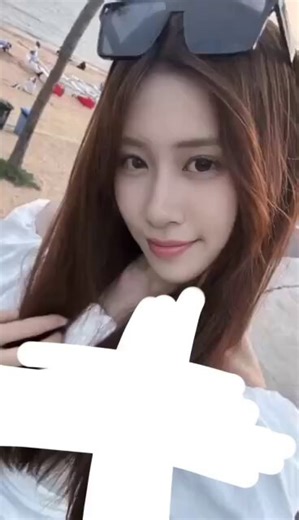 AI视频脱衣明星换脸抖音网红一键去衣 女朋友越来越骚了。直接在户外让我颜射 AI黑科技去衣，满足你的一切爱好 这效果太满意了