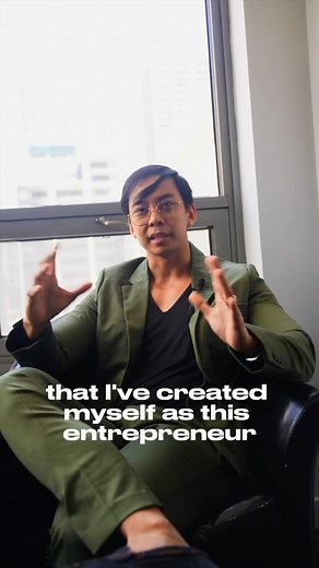 Fritz Colcol on Instagram: "Are you monetizing & leveraging your PERSONAL BRAND? If you haven’t yet, it’s not too late to start ☝🏼 Here are 3 common mistakes people tend to overthink: 1. What they should post - Do not over think. What do you do in a daily basis consistently? Simply Document that and what you like doing. For example in my case: fitness, business collaborations, entrepreneurship, food & travel. I share all of it which makes it easier for me not to overthink on what I should be po