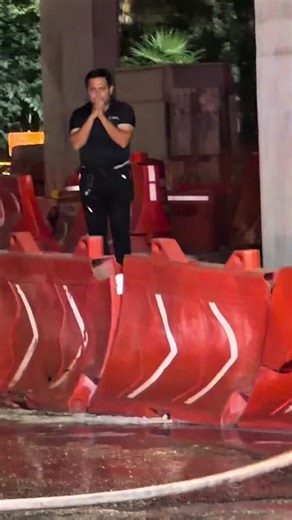 Fuck esto destroza a un hombre 🧍🏻‍♂️ ver todo tu esfuerzo irse de la nada 🥲 #cancun #mexico #viral #parati #hombre