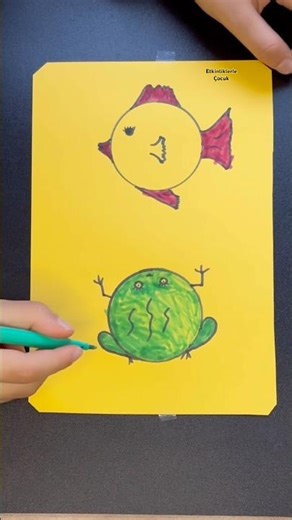 We're drawing frog and fish pictures with our little hands 🐸🐠