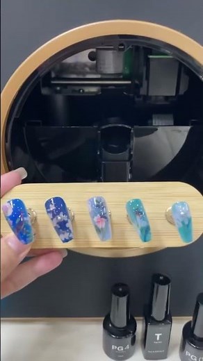 Smart nail art machine can create a hand-painted manicure in 10 seconds