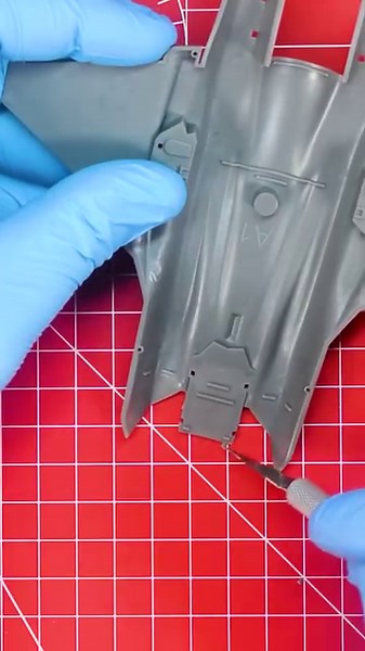 19K views · 239 reactions | How to clean up your kit... Airfix Starter Set - Lockheed Martin F-35B Lightning II full video on YouTube. Watch here - https://youtu.be/ogir0lidC9k  #Airfix #F35 #ModellingTips | Airfix | Facebook