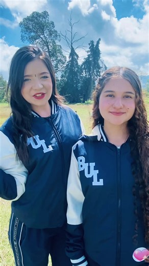 Felicitaciones ah nuestras chicas!💙🤍@𝓜𝓲𝓵𝓮𝓷𝓪 🎀. @𝓢𝓾𝓼𝓪𝓷𝓪 𝓡 #education #estudiantes #paratiiiiiiiiiiiiiiiiiiiiiiiiiiiiiii #colegio #promo