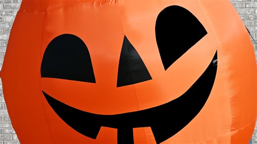 Mom wrestles runaway 20-foot inflatable pumpkin to the ground
