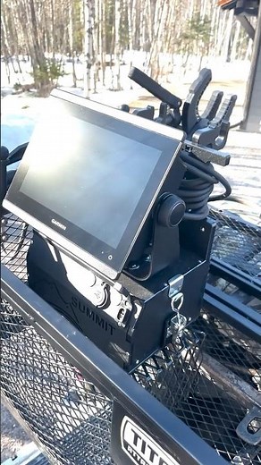 LiveScope Shuttle Dock from Summit Fishing #fishing #icefishing