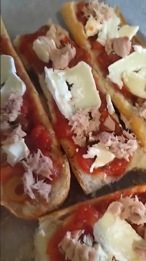 pain façon pizza🍕🍕🍕🍕