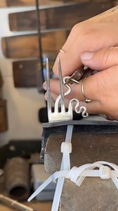 Turning a fork into a bracelet🍴 Artist: @notsoflatware | Art Daily