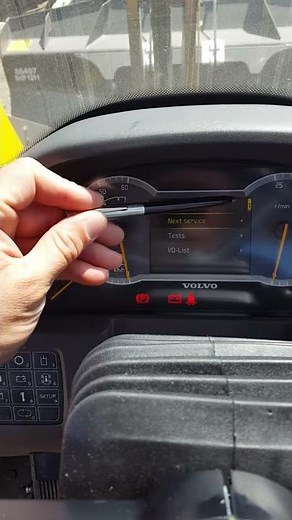 Service mode on a Volvo H series wheel loader