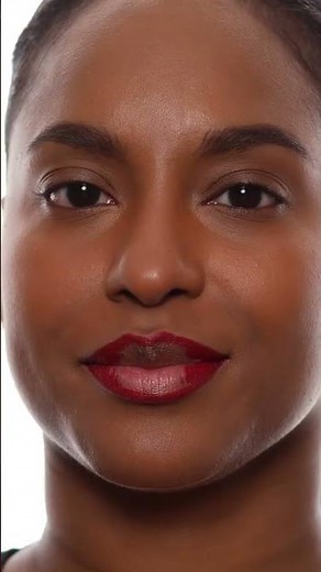 Bold Lip Tips with Soft Matte Complete Concealer