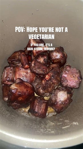 Searing oxtails or an awesome rain storm? #asmr #rain #cooking #meat