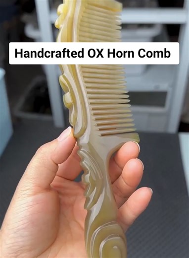 Handmade OX Horn Comb: Craftsmanship & Heritage