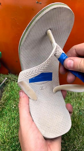 Turn your flip-flops into non-slip shoes Quick and safe home fix #USA #HomeHack #AntiSlip | Millimeter DIY | Facebook