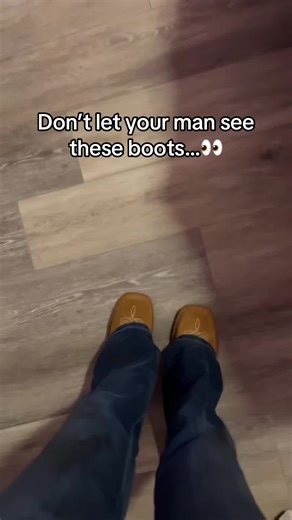 Hide it from him 😍🍂 #cowboyboots #cowboy #bootslippers #cowgirl