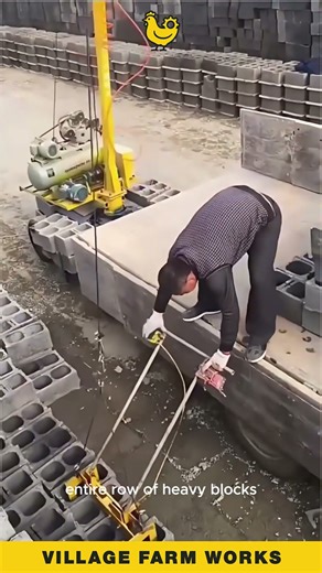 This Crane Lifts a Whole Row of Blocks 😲 WORK SMARTER #MaterialHandling