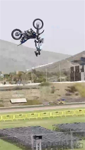 RDV samedi 30 août 2025 au parc des expositions de Langolvas à MORLAY pour le Ride the show ! 💨 Au programme : FMX - BMX - TRIAL - STUNT - CONCERT Informations complémentaires et billeterie dans une de nos dernières stories 😉 | MAXISCOOT