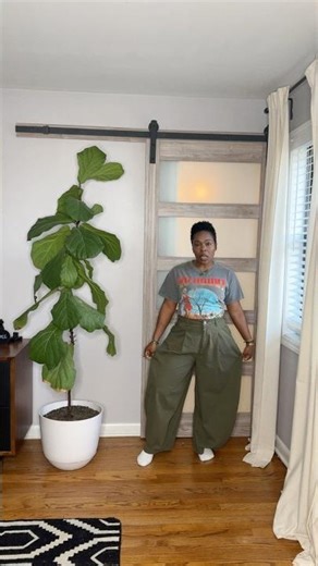 Let’s do balloon pants without overthinking #outfitideas #fashionshorts