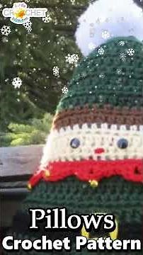 Decorate with our Easy Crochet Santa Pillow for Christmas with Jayda InStitches!