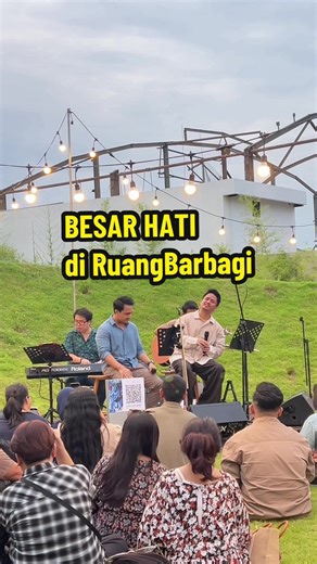 Karena ku sadar diri, ku tak mungkin kau pilih, nyatanya hatimu untuknya…🥹 “Besar Hati” di Ruang BarBagi @Barsena Bestandhi