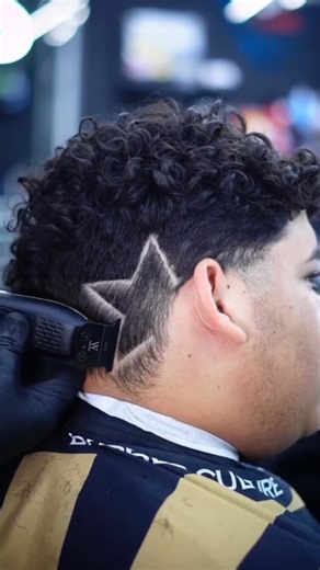 ☄️ Low taper fade estrella ⭐ subscribe Karen and haircuts 💈 trendingshort hairstyle