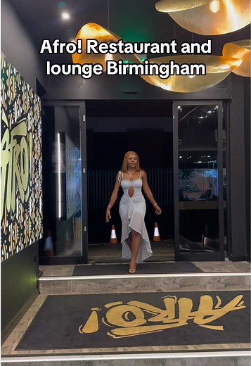 New Afro restaurant in Birmingham Vibes were definitely a 1000/10✨ #afrorestaurant #afrobirmingham #dinnerinspo #birmmingham #nightoutoutfit