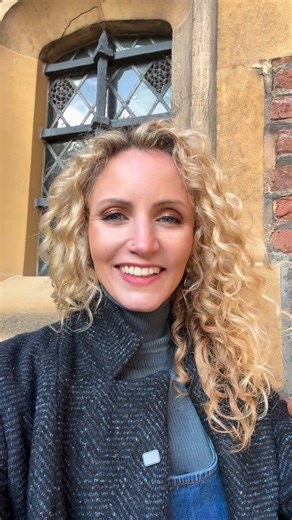 Suzannah Lipscomb on Instagram: "Why you love history — thank you so much for sharing your thoughts"