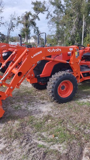 Jaxons’ Comparison: Kubota M Series vs. MX Series Tractors  Trying...