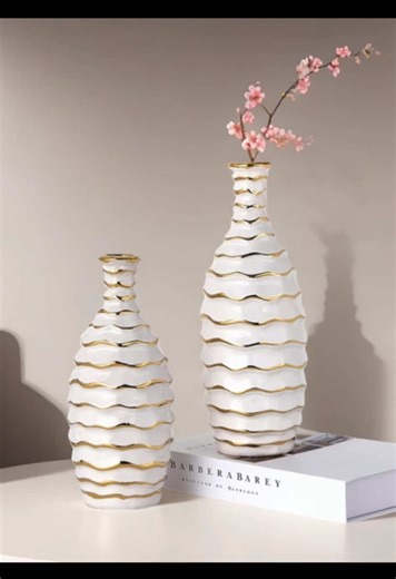 This elegant modern ceramic flower pot adds a refined touch to any space. Good for your living room, dining table, or office desk a creative way to display your favorite flowers and elevate your home decor. If you’d like to see more, the link is on TikTok. #HomeDecor #CeramicVase #ModernDesign #TableDecor #FloralArrangement