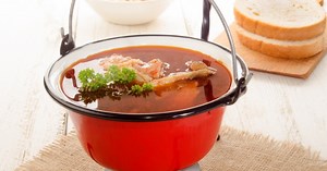 Ettől a titkos hozzávalótól lesz tökéletes a karácsonyi halászlé: ha egyszer kipróbálod, mindig így fogod majd készíteni!