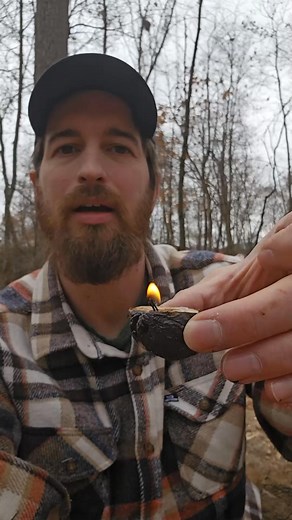 2.9K views · 85 reactions | Making a deer tallow candle 歷 #fyp #foryou #bushcraft #survival #outdoors #selfreliance #tallow #candlemaking #survivaltips | Camping & Bushcraft | Facebook