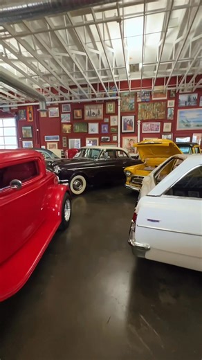 Open house this Saturday and Sunday 10-2pm! Want to see the biggest classic car dealership on the West Coast, come by and see use for 5 amazing showrooms filled with classic cars. Make sure to follow us on IG @atomicmotorslasvegas FB Atomic Motors Classic Cars & Motorcycles Youtube: https://www.youtube.com/@atomicmotorslasvegas 🎥 Catch past episodes:of 5DriveTV 👉 https://www.youtube.com/@5drvtv 📲 Stay connected:�IG: @atomicmotorslasvegas�FB: Atomic Motors Classic Cars & Motorcycles�YouTube: @
