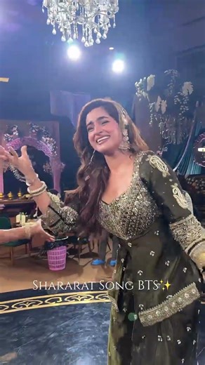 Shararat Song Dhurandhar | Ayesha Khan #shorts #viral #viralshorts #foryou #fyp #phurr #trending