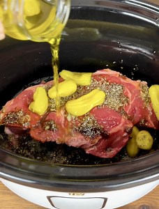 52K views · 277 reactions | Easy crock pot Italian Beef sandwiches from scratch. Juicy, tender beef cooked with simple ingredients, it's popular and great for a crowd! This original video was produced by Rick Lax and the Paul S Show | Home Hacks & Easy Snacks | Facebook