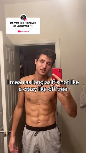 #question from @Elliot Finn shaved or unshaved 👀 what doyou prefer? #shaved #unshaved #couple #hairy