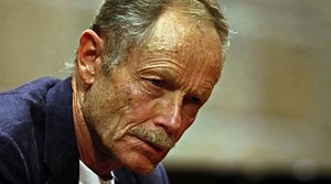 Considero valore, di Erri De Luca. I magnifici versi del poeta della vita