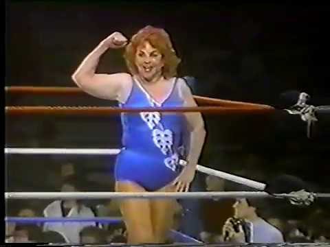 The Fabulous Moolah vs. Desiree Peterson, 4-16-1985