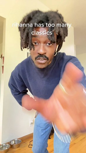 Rihanna Top 10 Songs to Listen Right Now