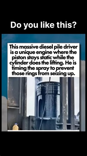 Diesel Pile Driver 💪 #engineering #dieselpile #mechanicalengineering #motor #machine