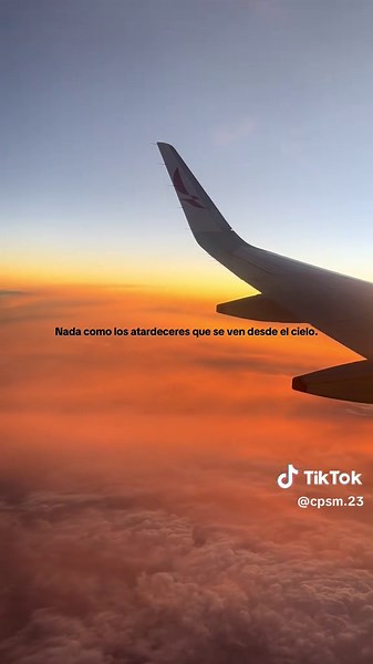 Coleccionando atardeceres en la memoria 🌅 #atardeceres🌅 #fypシ゚ #traveltiktok #atardecer #nubesdealgodon