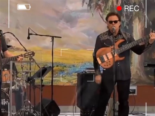 729K views · 17K reactions | "Seven Spanish Angels" is a classic country song by Willie Nelson and Ray Charles, released in 1984 and written by Troy Seals and Eddie Setser. The song narrates a man's desperate escape from lawmen after a shootout, but seven Spanish angels come down from heaven to protect him and offer salvation. #WillieNelson #RayCharles #SevenSpanishAngels #CountryMusic #ClassicCountry #Duet | Twang Country | Facebook