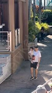 48K views · 17K reactions | You’ll understand why everyone cracked up here.  #tomthemime #seaworldmime #humor #entertainment #humor #darkhumor #funnyvideos #mime #comedy #fblifestyle | Eryka Travel | Facebook